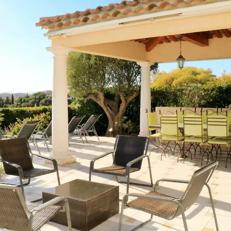 펜션 Holiday Ferienhaus Mit Pool Saint-Raphaël